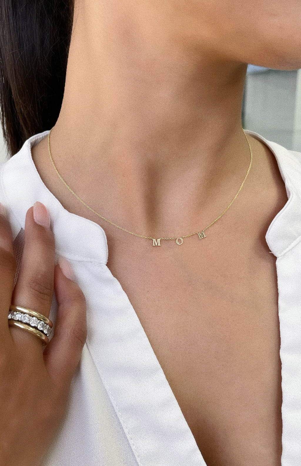 MOM Necklace